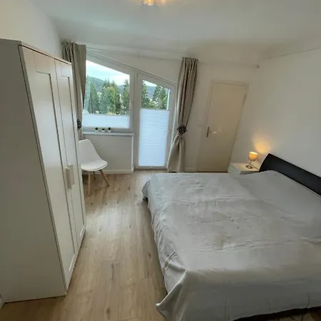 Zum Bergglueck Apartment *