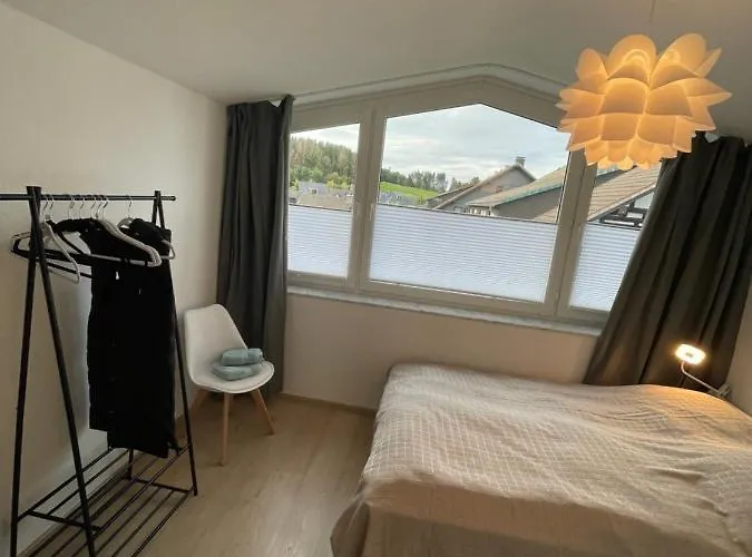 Zum Bergglueck Apartamento *